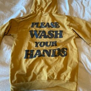 TALENTLESS PLEASE WASH YOUR HANDS CAMEL HOODIE L